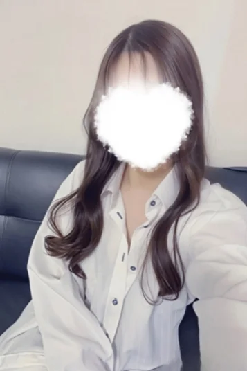 優木 はるな