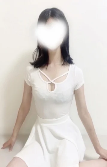 新垣ゆみ