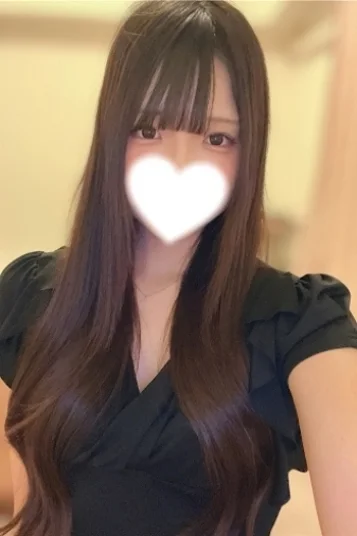 篠田ゆあ