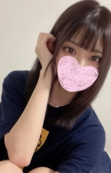 小鳥遊ひな