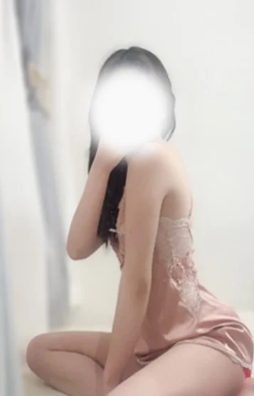 雫めい