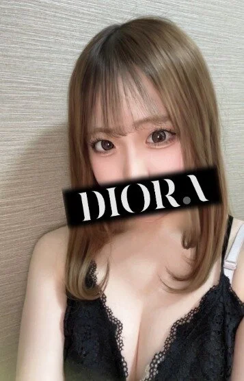 山本まる