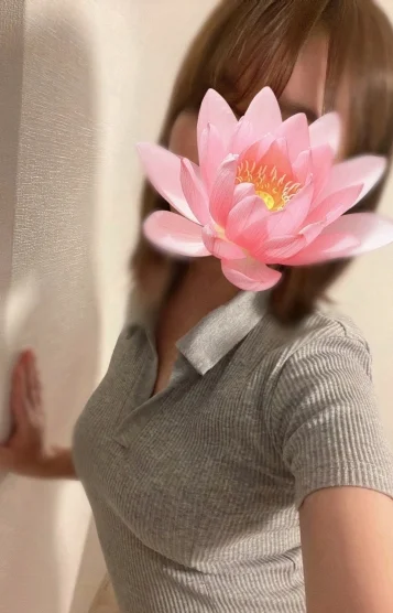 世良　奈音