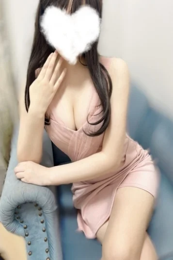 早瀬なぎさ