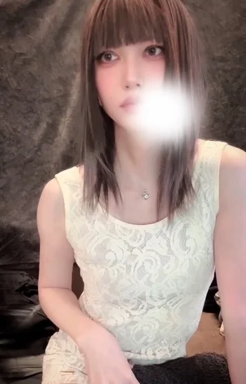 美波（ニューハーフ）