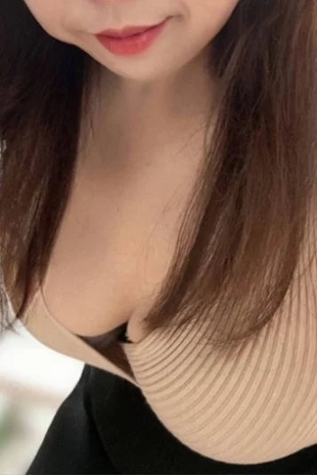 瑠奈【るな】