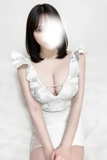 星乃ひな
