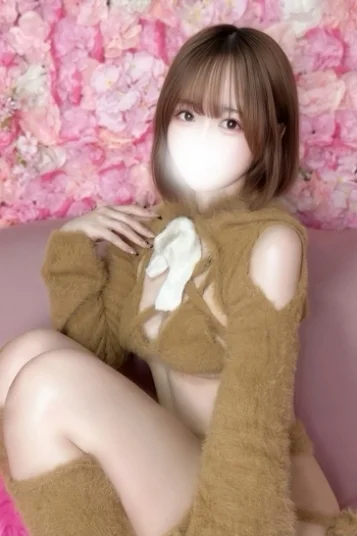 愛月まゆ