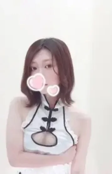 ゆりあ