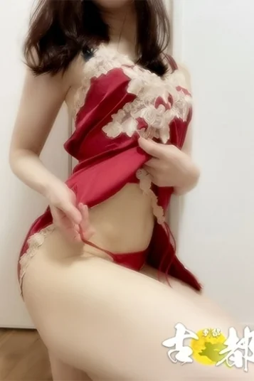 夏目　莉子
